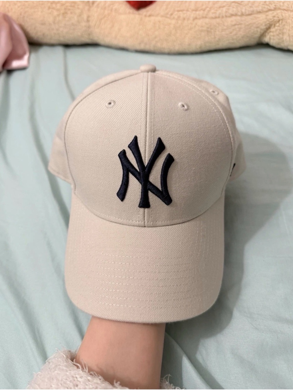 New Era Beige Cap with Navy 'New York' Embroidery